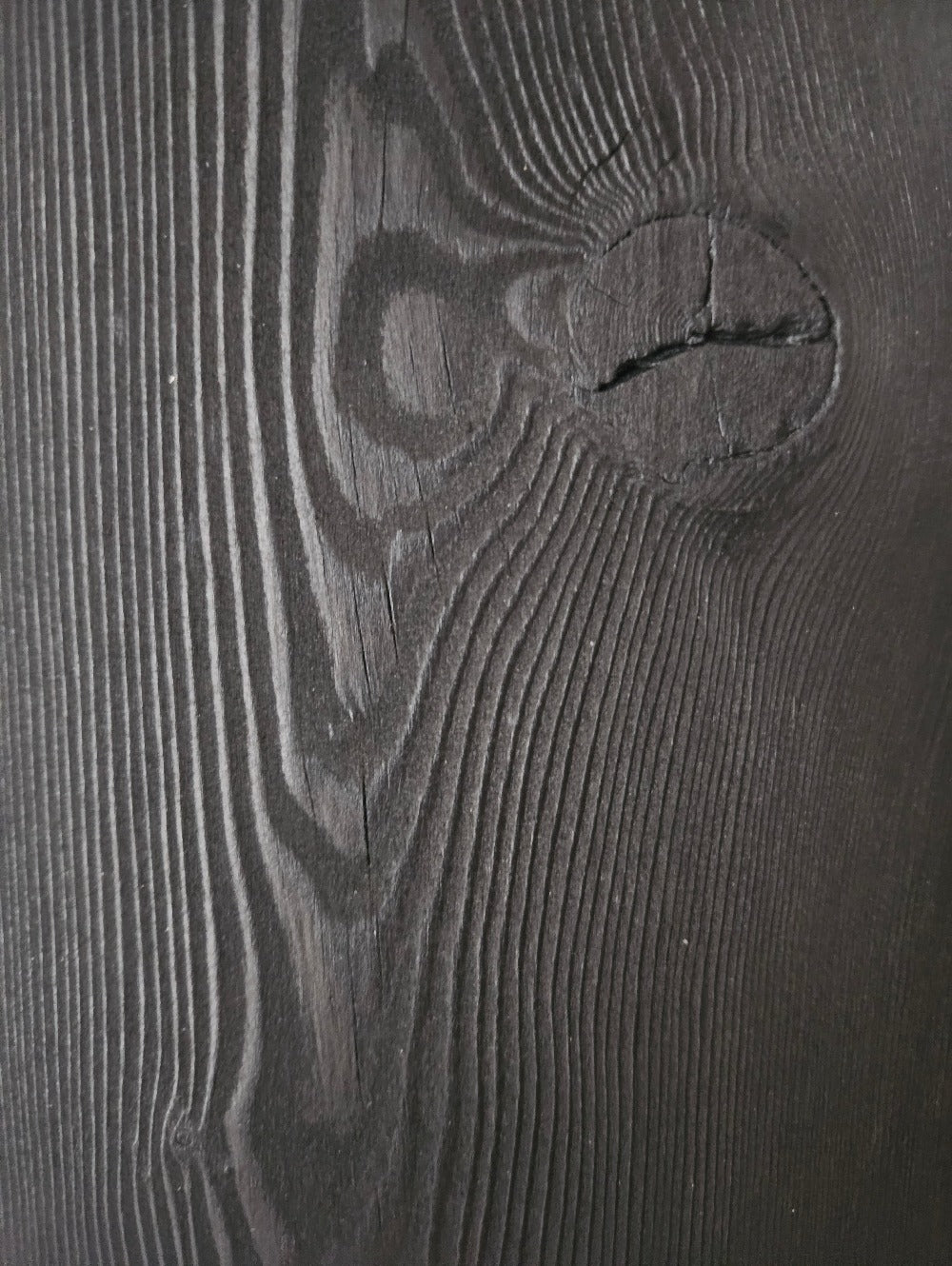 Brett (gebürstet + gebrannt) – schwarz