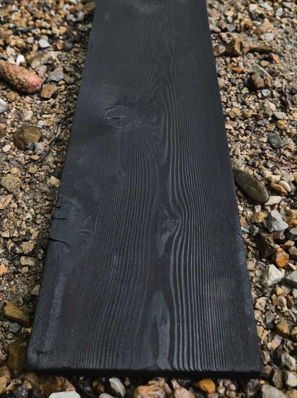 Brett (gebürstet + gebrannt) – schwarz